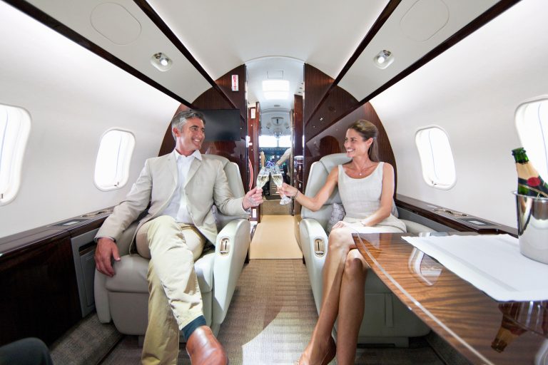 How Luxury Travel Agencies Can Use Interactive PDFs to Attract Elite Clients